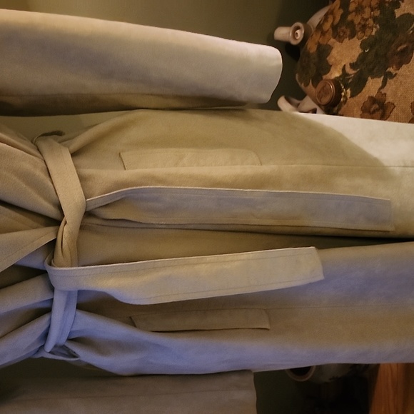 Vintage Suede jacket - Picture 2 of 16